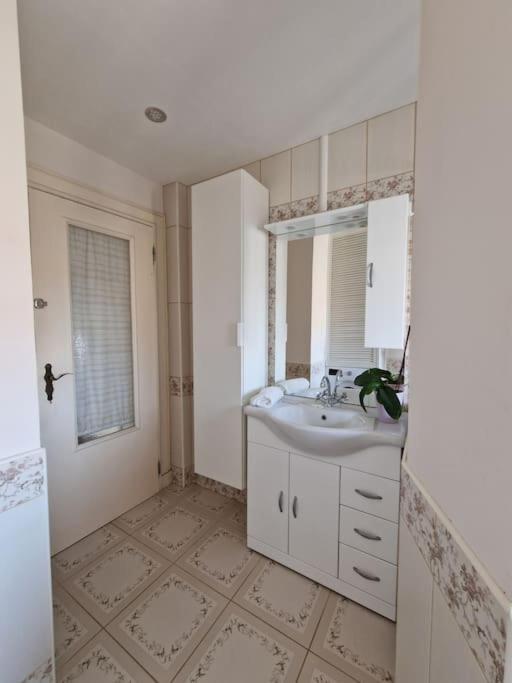 Beautiful Aparment Next To The Border 4 Room Saint-Louis  Extérieur photo